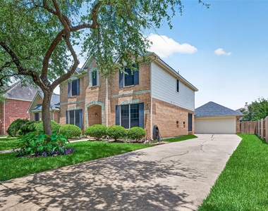 2011 E Edendale Circle - Photo Thumbnail 2