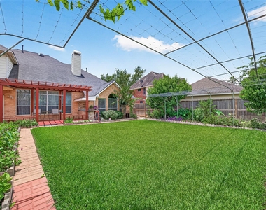 2011 E Edendale Circle - Photo Thumbnail 8