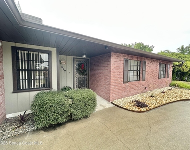522 Karney Avenue Ne - Photo Thumbnail 1