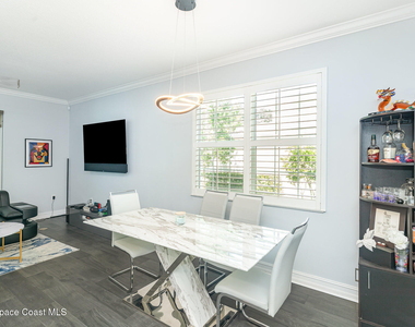 1430 Isabella Drive - Photo Thumbnail 11