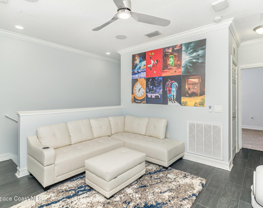 1430 Isabella Drive - Photo Thumbnail 12