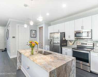 1430 Isabella Drive - Photo Thumbnail 6