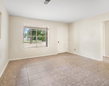 26407 Magnolia Drive - Photo Thumbnail 15