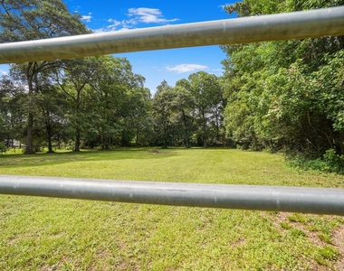 26407 Magnolia Drive - Photo Thumbnail 5