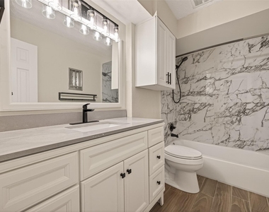 7714 Renwick Drive - Photo Thumbnail 9