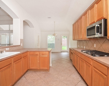 2607 Grand Plantation Court - Photo Thumbnail 20