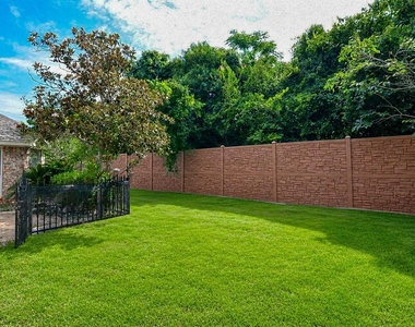 2607 Grand Plantation Court - Photo Thumbnail 49