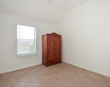 2607 Grand Plantation Court - Photo Thumbnail 34
