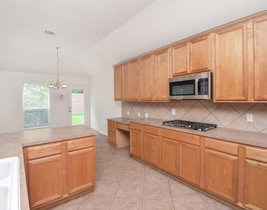 2607 Grand Plantation Court - Photo Thumbnail 21