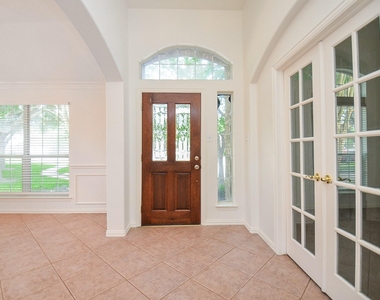 2607 Grand Plantation Court - Photo Thumbnail 5