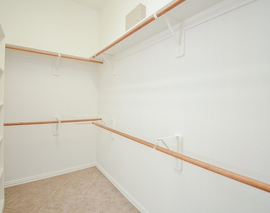 2607 Grand Plantation Court - Photo Thumbnail 32