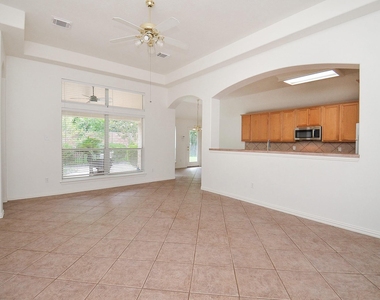 2607 Grand Plantation Court - Photo Thumbnail 15