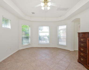 2607 Grand Plantation Court - Photo Thumbnail 26