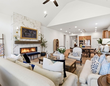 27927 Spring Falls Court - Photo Thumbnail 16