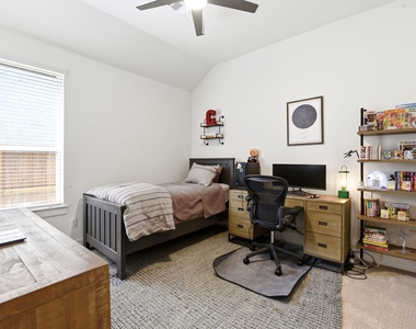 27927 Spring Falls Court - Photo Thumbnail 28