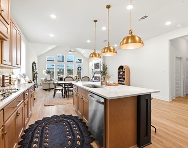 27927 Spring Falls Court - Photo Thumbnail 9