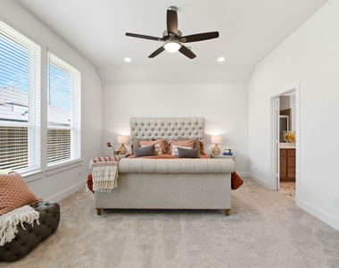 27927 Spring Falls Court - Photo Thumbnail 20