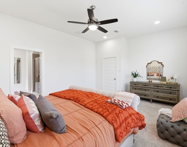 27927 Spring Falls Court - Photo Thumbnail 22