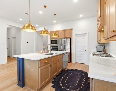 27927 Spring Falls Court - Photo Thumbnail 8
