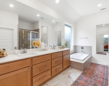 27927 Spring Falls Court - Photo Thumbnail 24