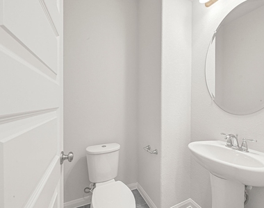 1528 Lakeline Oak Drive - Photo Thumbnail 9