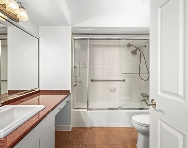 14 Greenway Plaza - Photo Thumbnail 14
