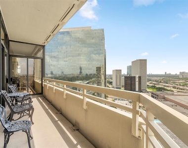 14 Greenway Plaza - Photo Thumbnail 11