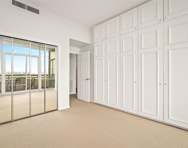 14 Greenway Plaza - Photo Thumbnail 14
