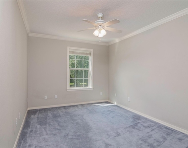 12979 Trail Hollow Drive - Photo Thumbnail 17