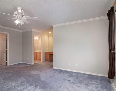 12979 Trail Hollow Drive - Photo Thumbnail 13