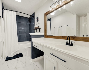 2300 Old Spanish Trail - Photo Thumbnail 10