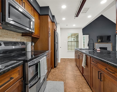 2300 Old Spanish Trail - Photo Thumbnail 6