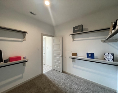 3806 Pottharst Park Court - Photo Thumbnail 26