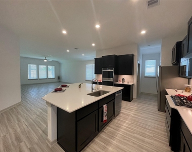 3806 Pottharst Park Court - Photo Thumbnail 11