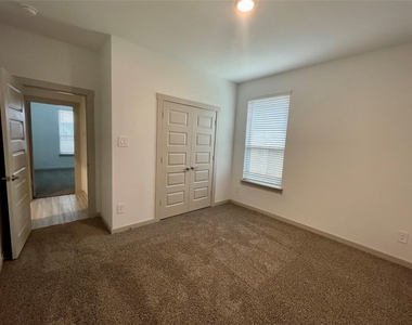 3806 Pottharst Park Court - Photo Thumbnail 33