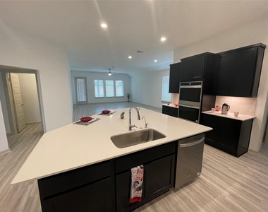 3806 Pottharst Park Court - Photo Thumbnail 5