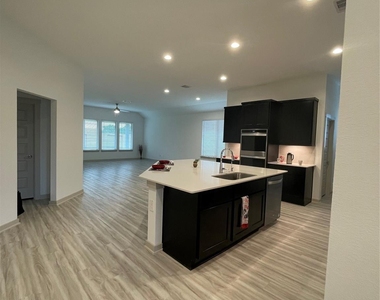 3806 Pottharst Park Court - Photo Thumbnail 14
