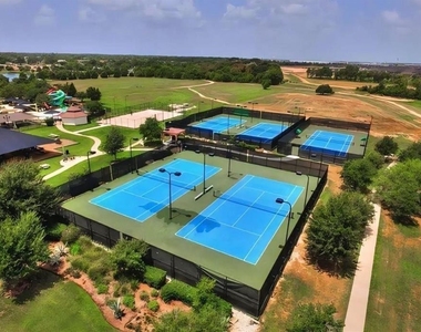 2107 Brooke Avery Drive - Photo Thumbnail 29