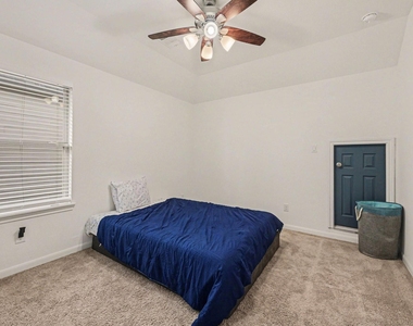 2107 Brooke Avery Drive - Photo Thumbnail 23