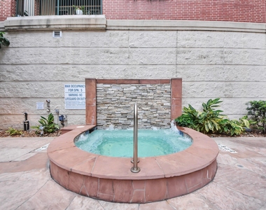 300 St Joseph Parkway - Photo Thumbnail 32