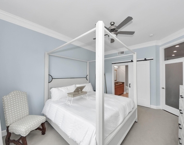 300 St Joseph Parkway - Photo Thumbnail 7