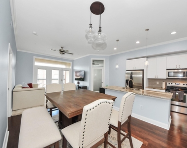 300 St Joseph Parkway - Photo Thumbnail 6