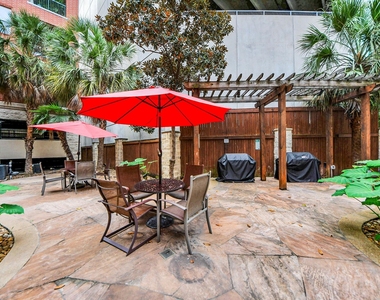 300 St Joseph Parkway - Photo Thumbnail 30