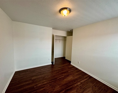 20111 Sweet Magnolia Place - Photo Thumbnail 12