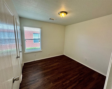 20111 Sweet Magnolia Place - Photo Thumbnail 14