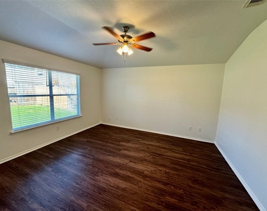 20111 Sweet Magnolia Place - Photo Thumbnail 6
