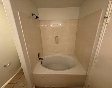 20111 Sweet Magnolia Place - Photo Thumbnail 10