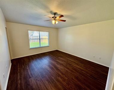 20111 Sweet Magnolia Place - Photo Thumbnail 5