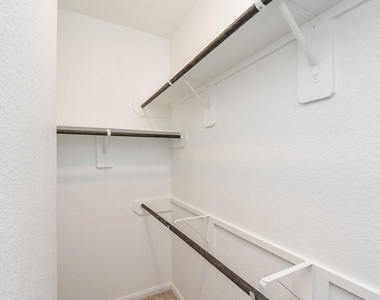 14042 Chinook Drive - Photo Thumbnail 23