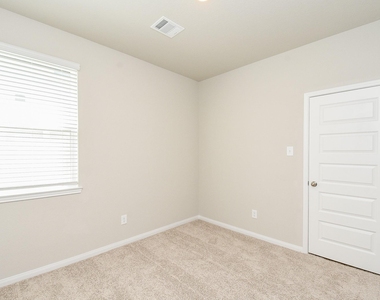 14042 Chinook Drive - Photo Thumbnail 26